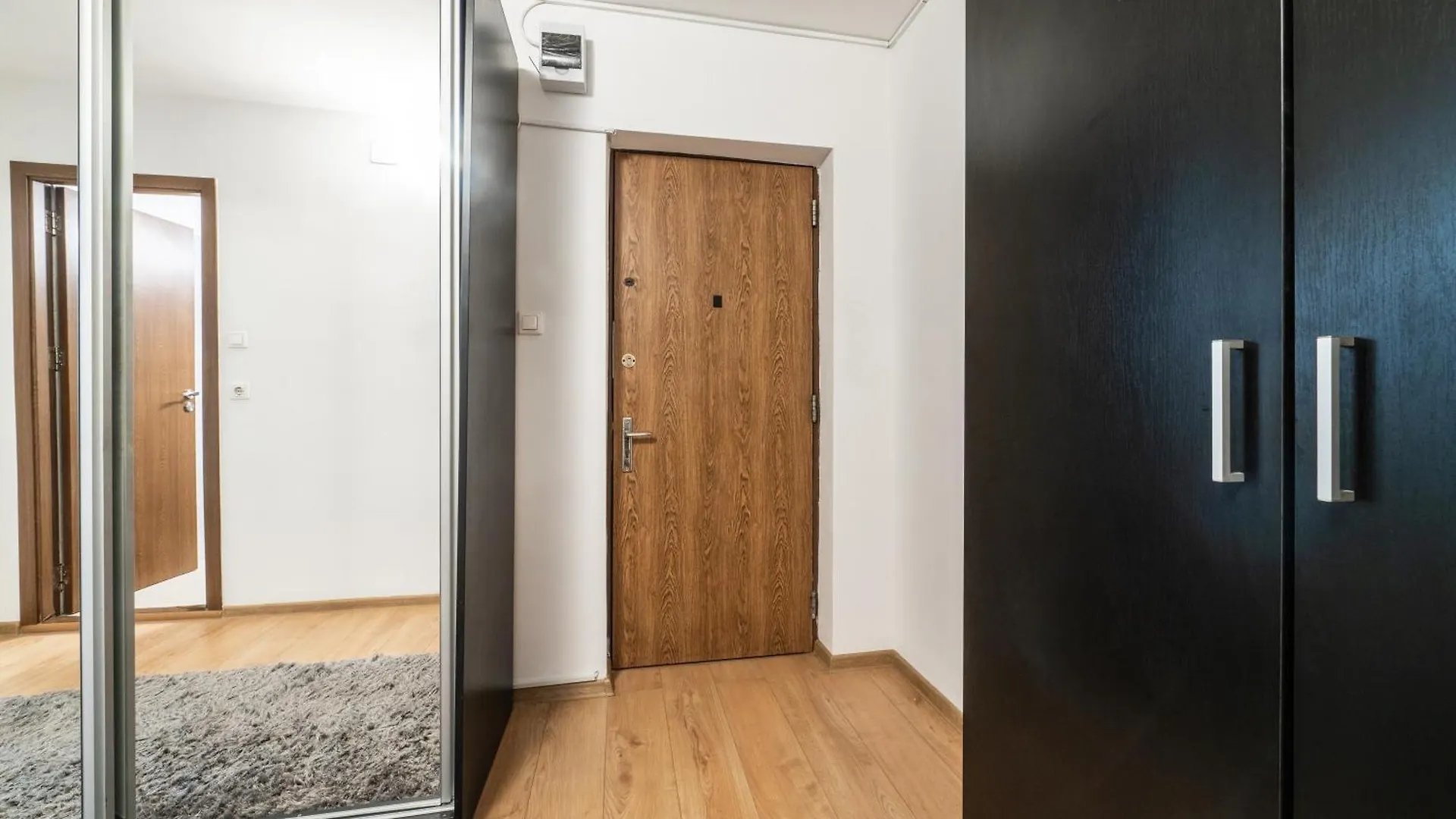Apartment Modern & Cozy Studio - Near Herastrau Park Bucharest Romania