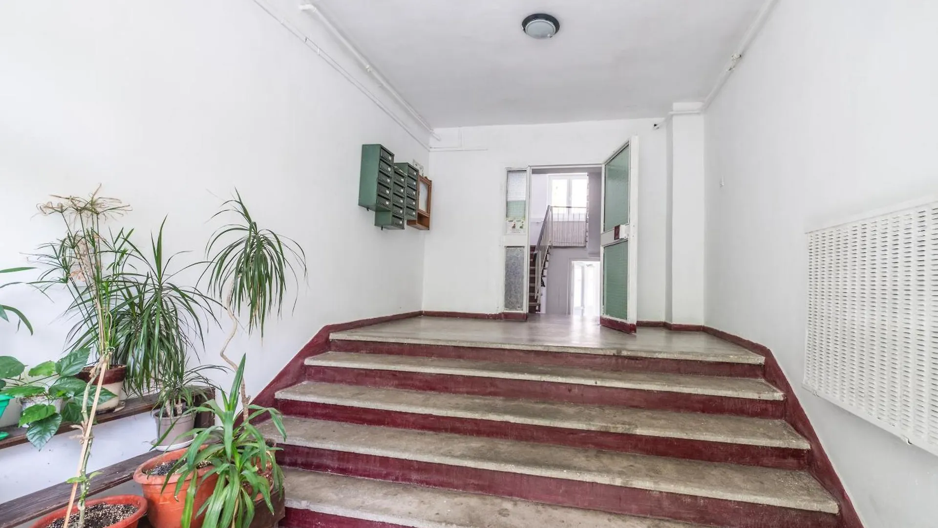 Modern & Cozy Studio - Near Herastrau Park Bucharest Apartment