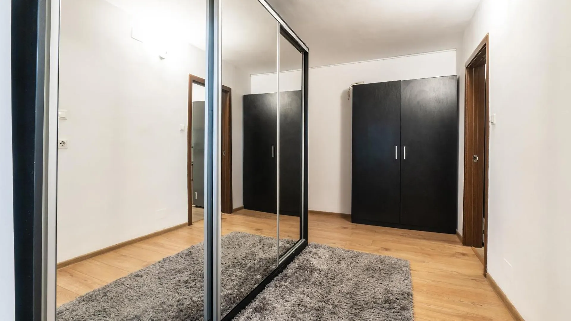 Modern & Cozy Studio - Near Herastrau Park Bucharest Apartment